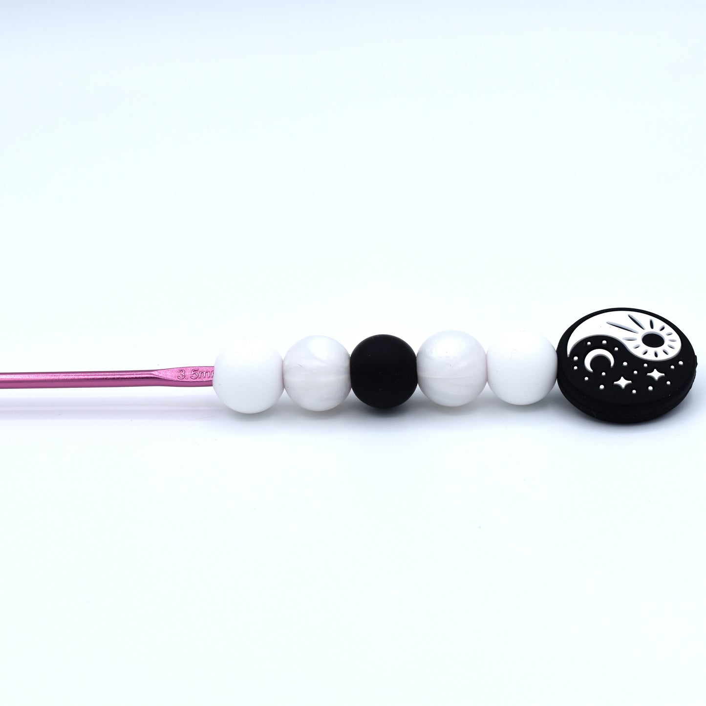 Yin & Yang Crochet Hook 3.5mm